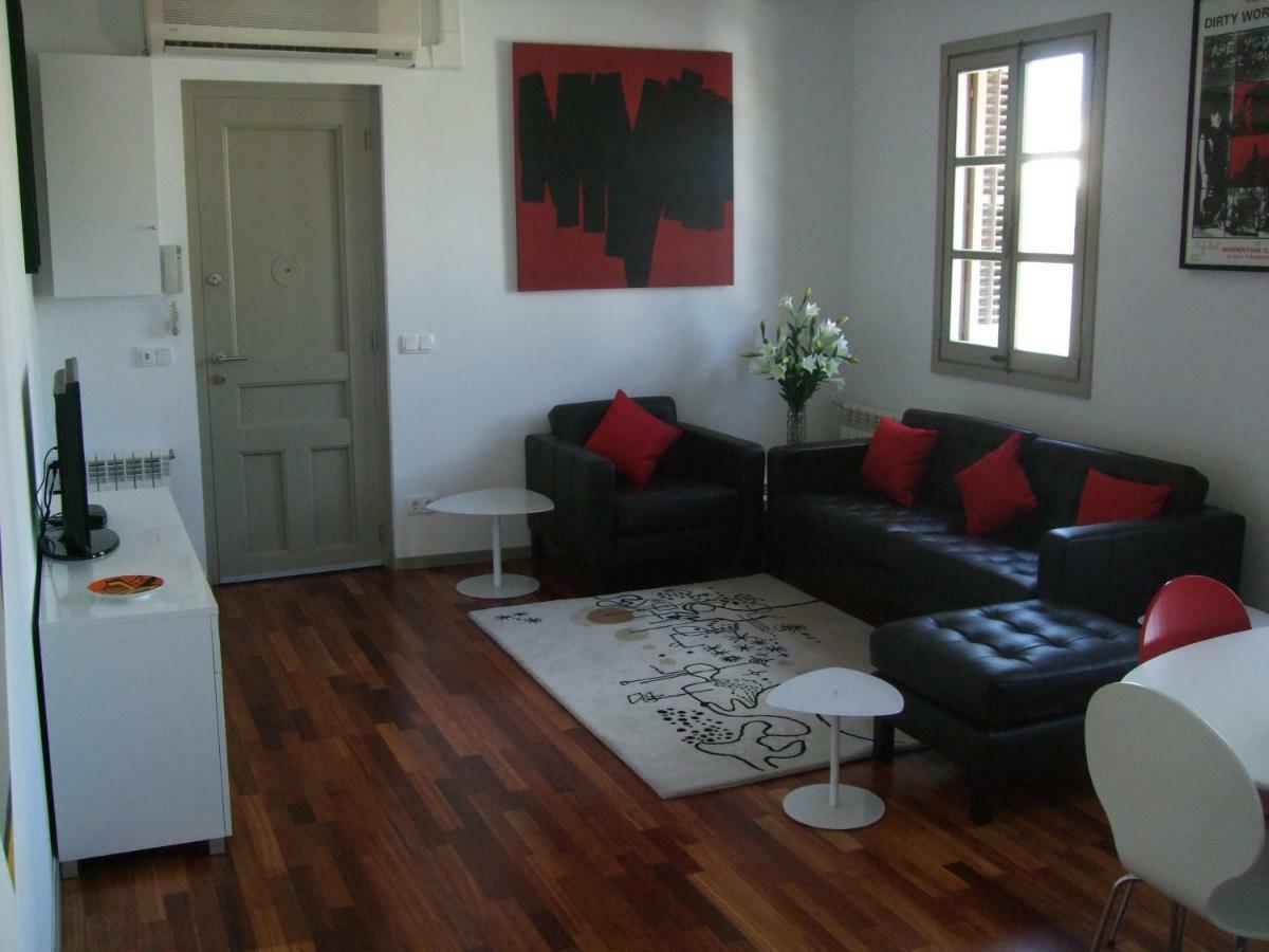 Torres Rojo Apartment บาร์เซโลนา ภายนอก รูปภาพ